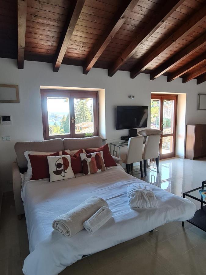 Apartamento Penthouse Andrea Meina Exterior foto